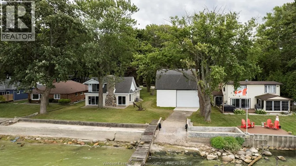405 LAKEVIEW DRIVE