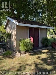 641 Point Pelee DRIVE