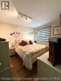 641 Point Pelee DRIVE