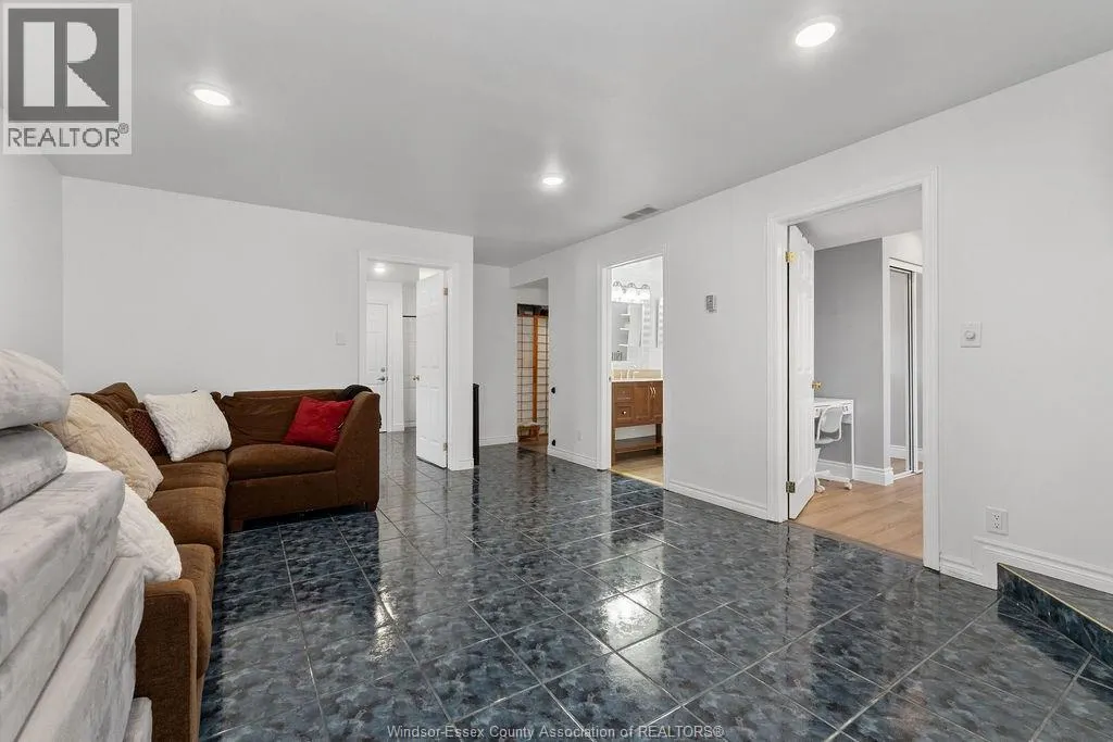 444 MERRILL