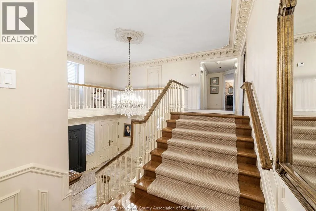 1255 TANGLEWOOD COURT