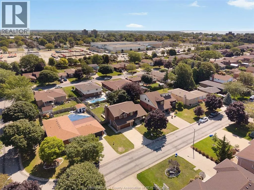 34 CHERRYWOOD AVENUE