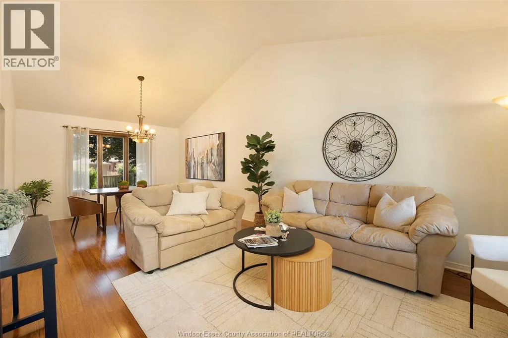 34 CHERRYWOOD AVENUE