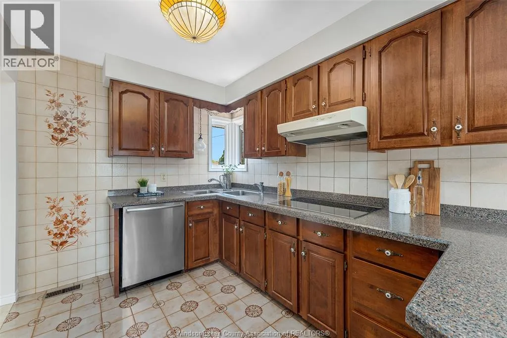 452 ST. JOHN