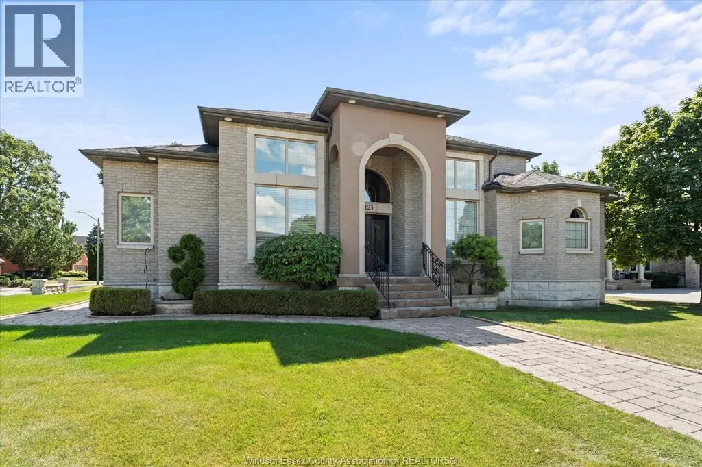 125 LINKS DRIVE