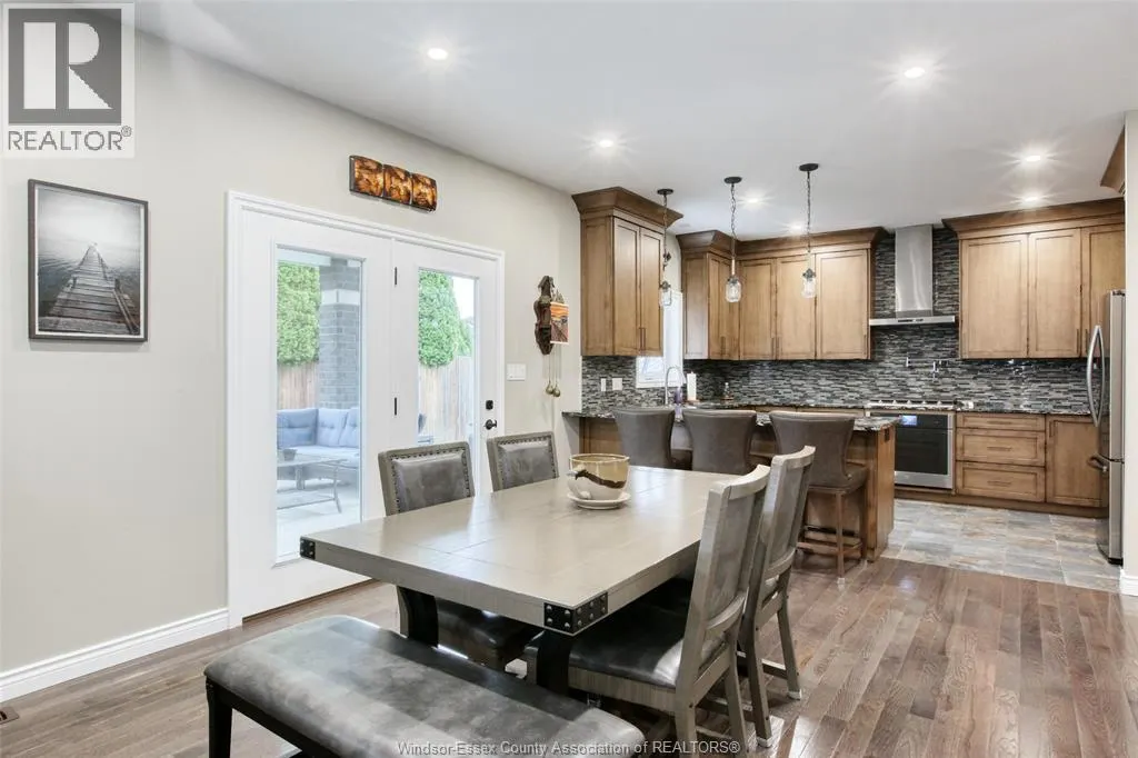 171 RIVERVIEW AVE.
