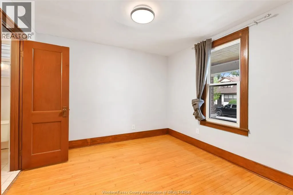855 JOS JANISSE AVENUE Unit# Main