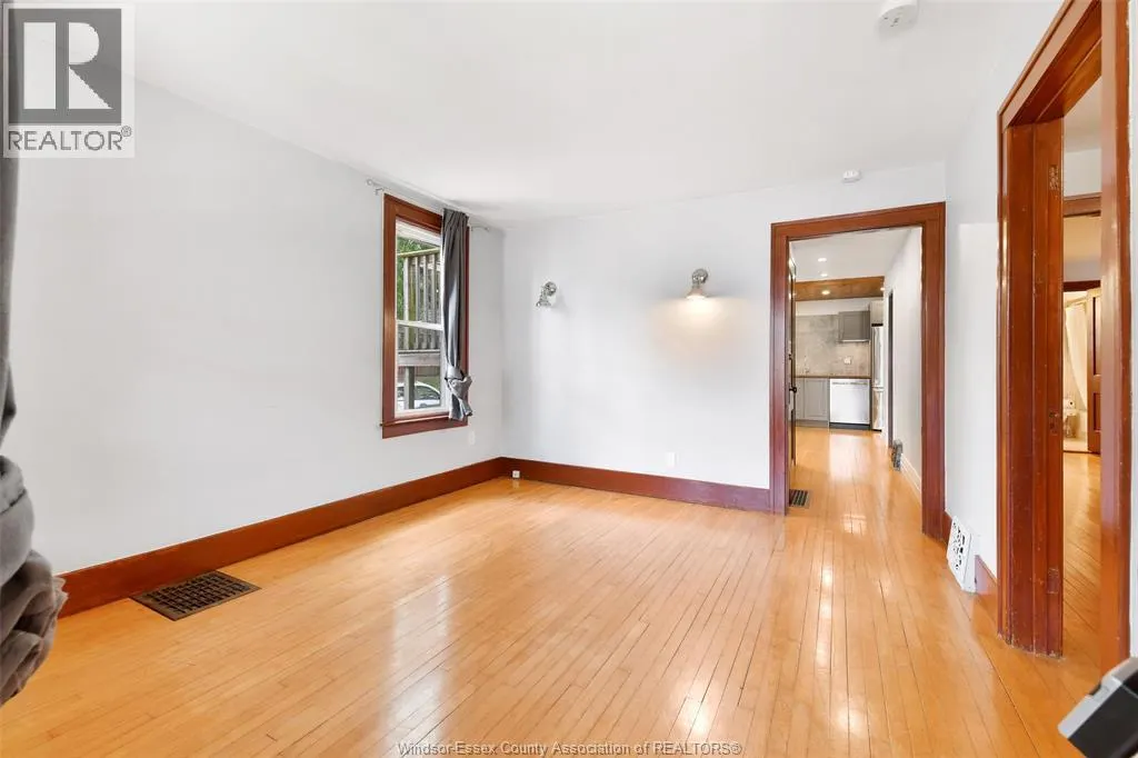 855 JOS JANISSE AVENUE Unit# Main