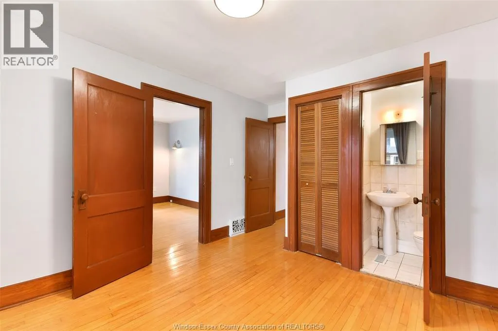 855 JOS JANISSE AVENUE Unit# Main