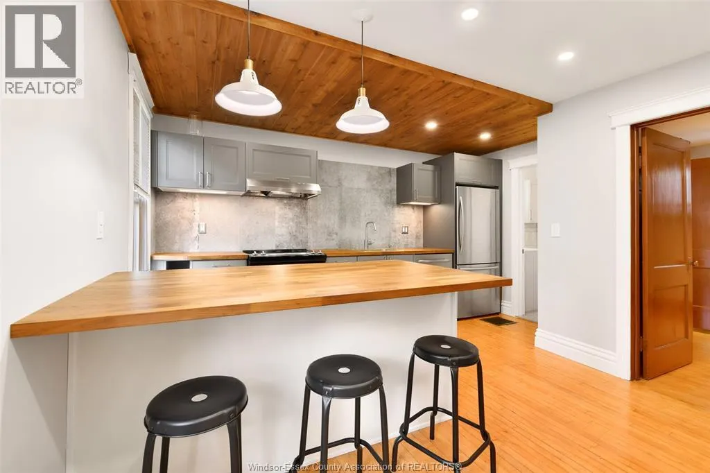 855 JOS JANISSE AVENUE Unit# Main