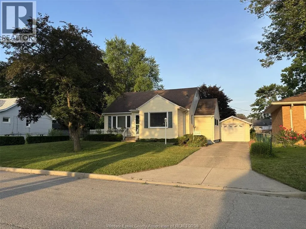 3265 BYNG ROAD