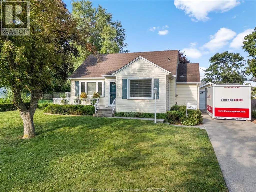 3265 BYNG ROAD