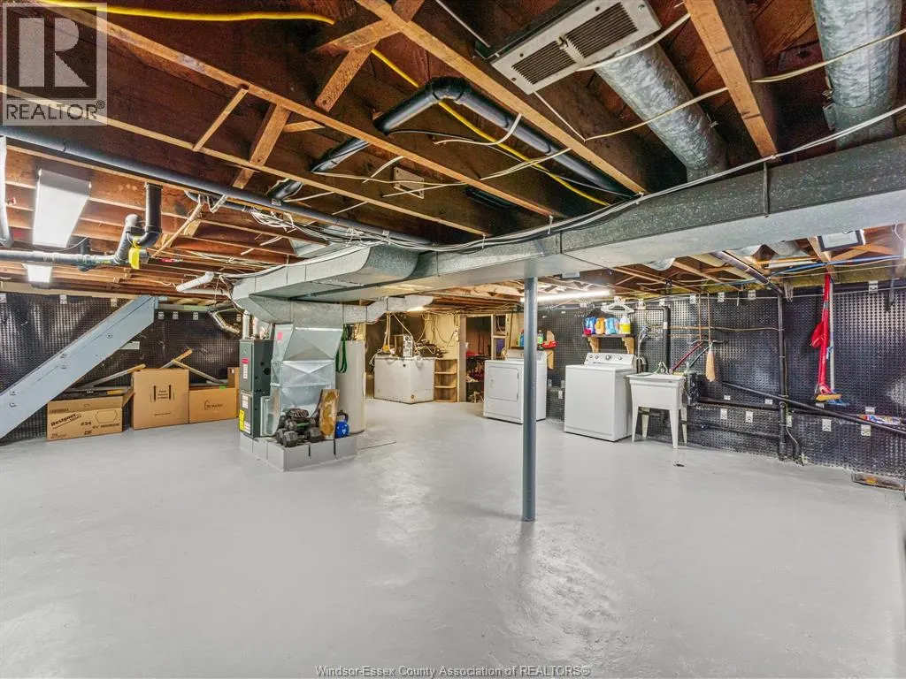 3265 BYNG ROAD