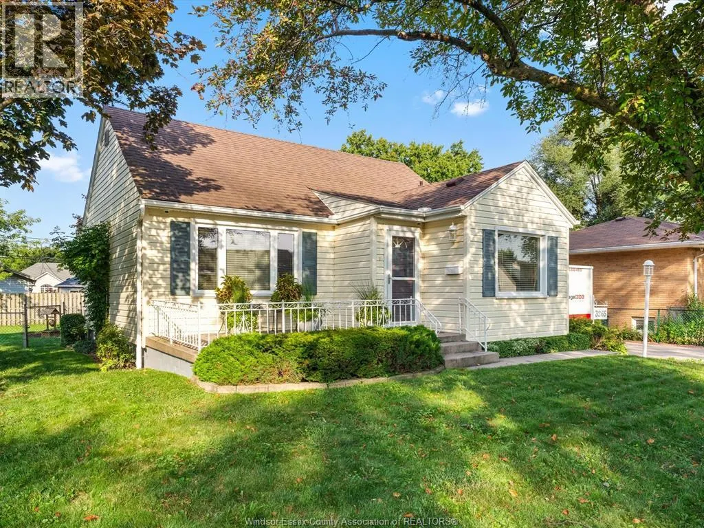 3265 BYNG ROAD