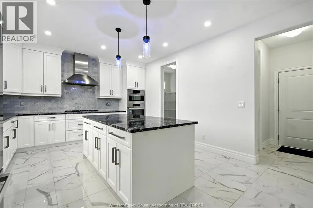 625 MARCHE STREET