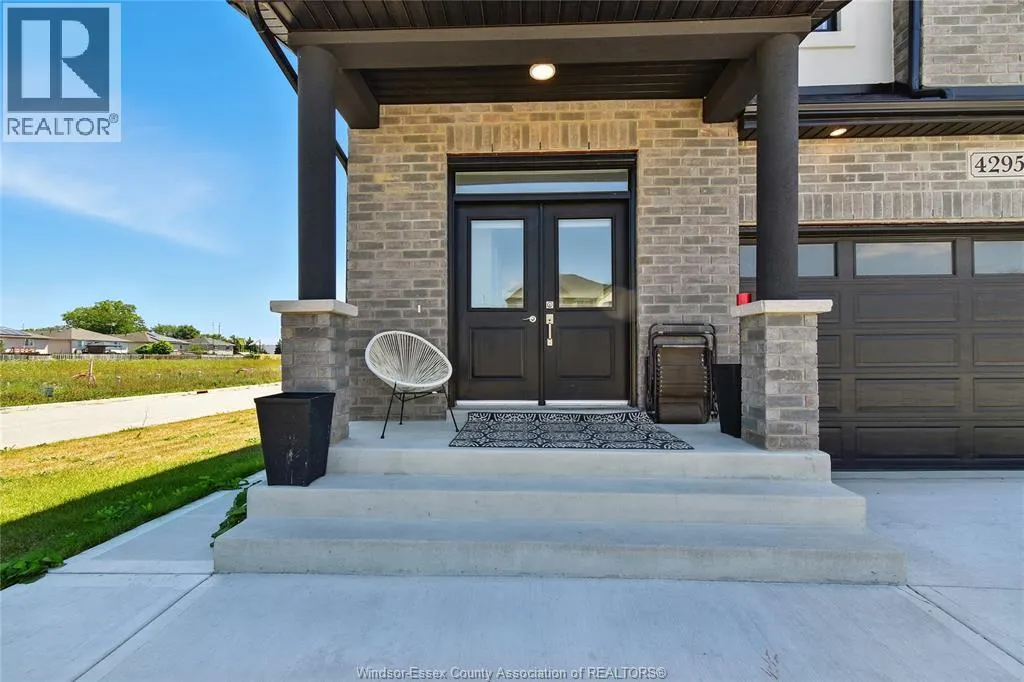 4295 JOHN ROSS COURT