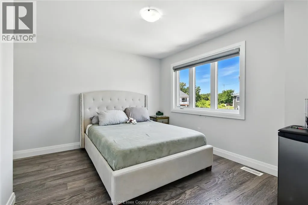 4295 JOHN ROSS COURT