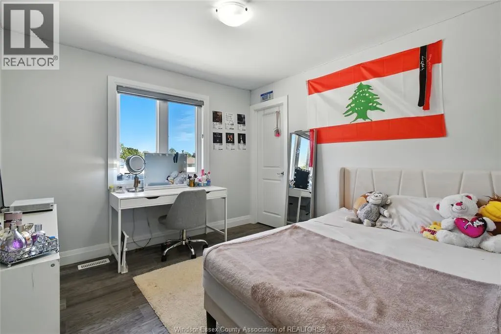 4295 JOHN ROSS COURT
