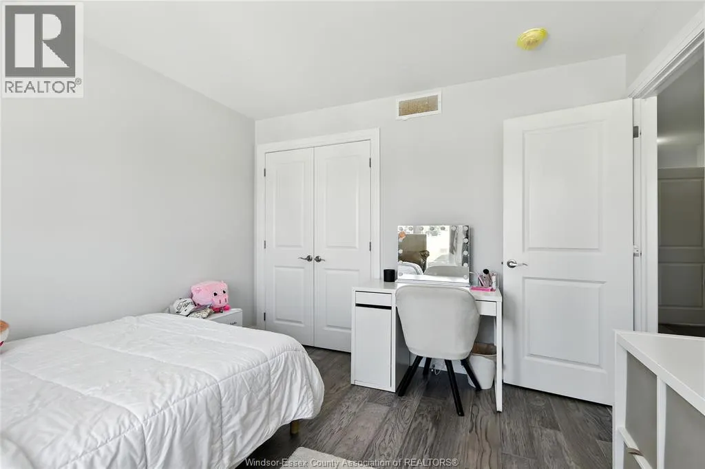 4295 JOHN ROSS COURT
