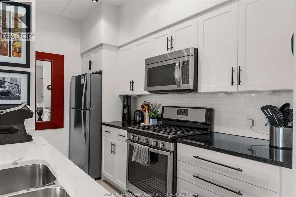 250 Manning ROAD Unit# 204