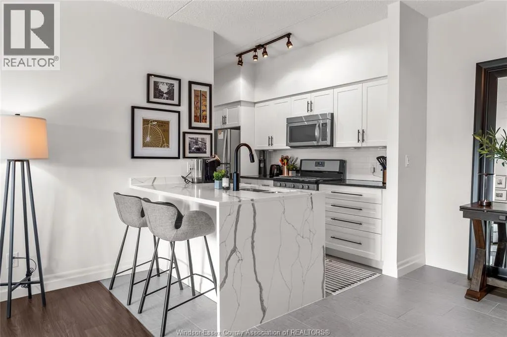 250 Manning ROAD Unit# 204