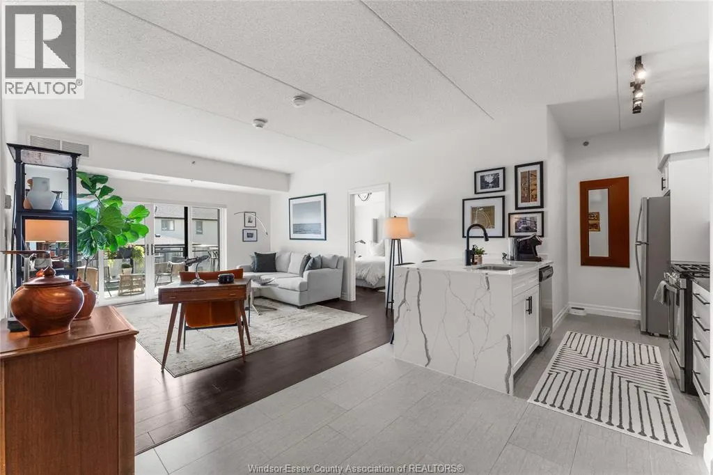250 Manning ROAD Unit# 204