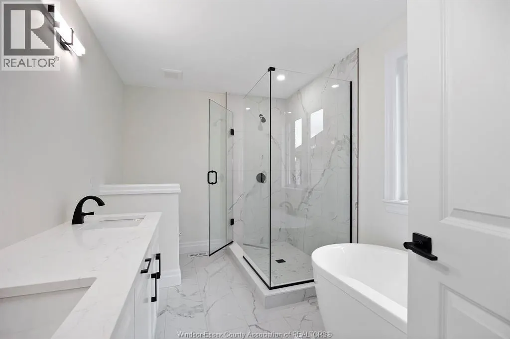 545 ORCHARDS CRESCENT