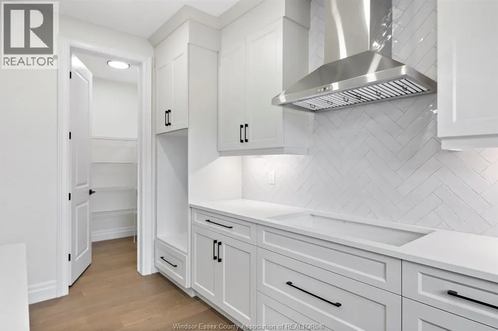 545 ORCHARDS CRESCENT