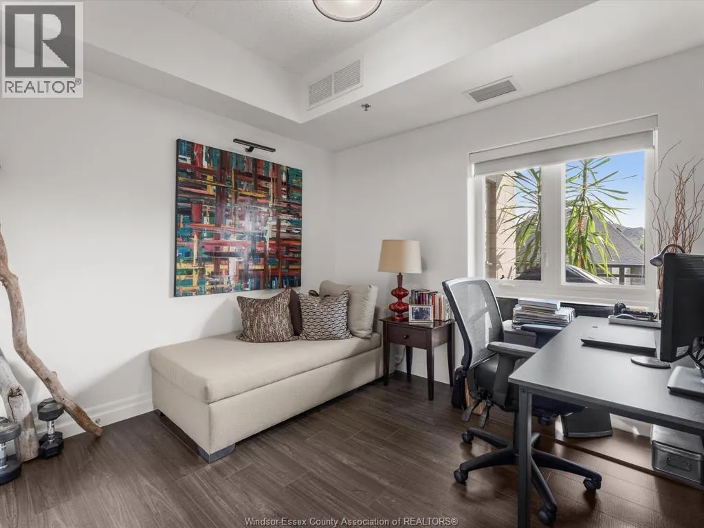 250 Manning ROAD Unit# 204