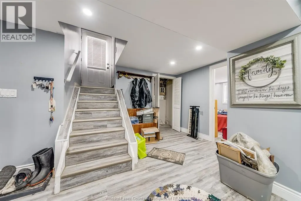 123 PARK AVENUE East
