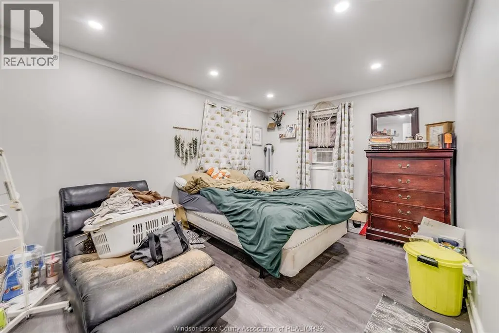 123 PARK AVENUE East