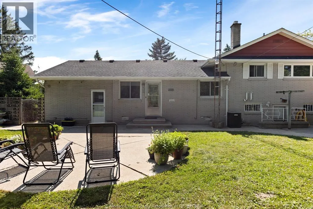 1552 STRATFORD