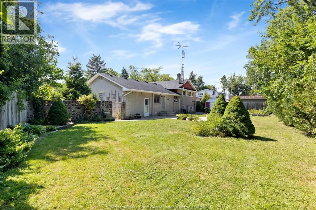 1552 STRATFORD