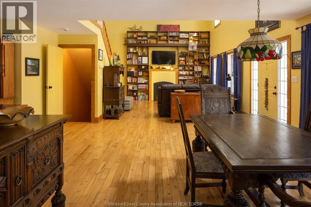 453 ELMSTEAD