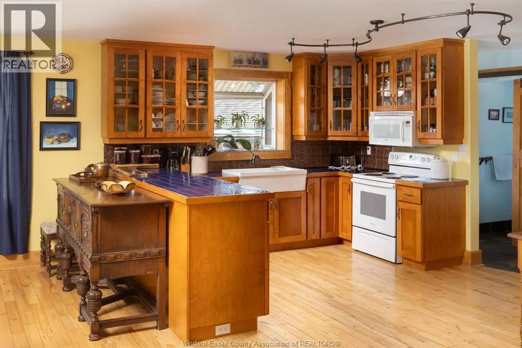 453 ELMSTEAD