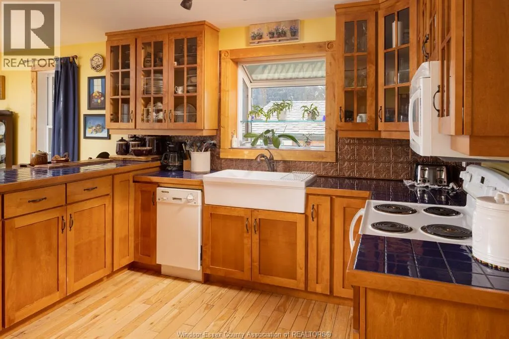 453 ELMSTEAD