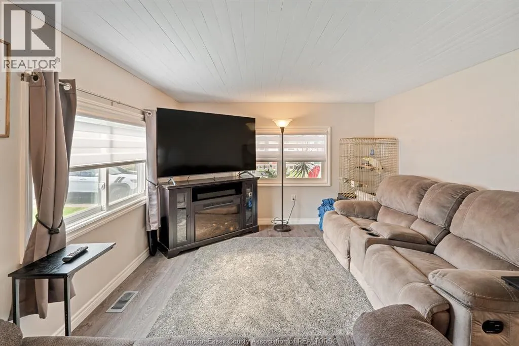 138 Dana DRIVE