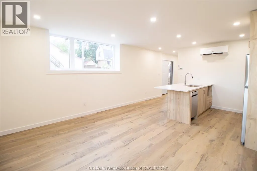 91 Adelaide STREET South