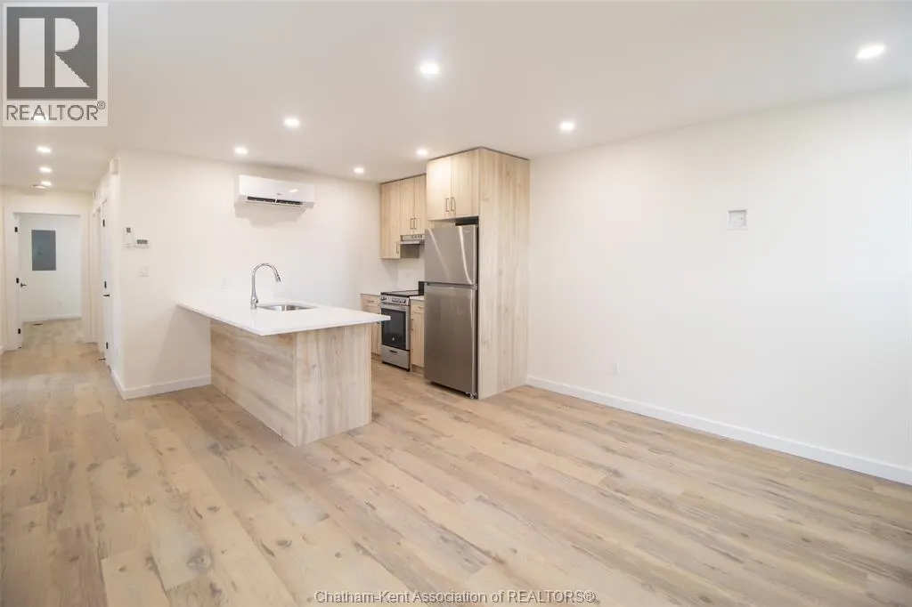 91 Adelaide STREET South