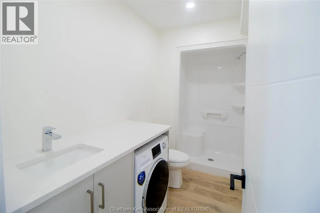 91 Adelaide STREET South