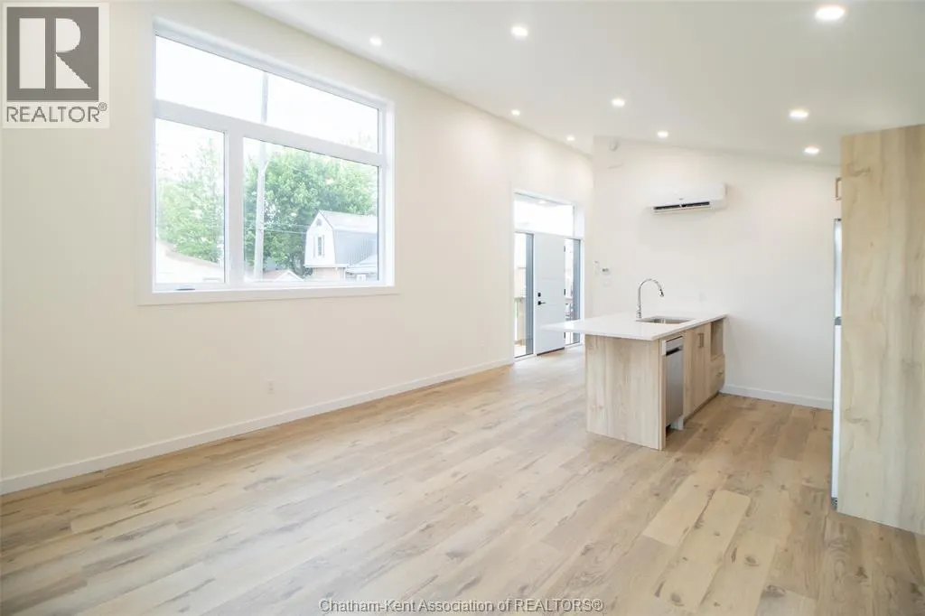 91 Adelaide STREET South