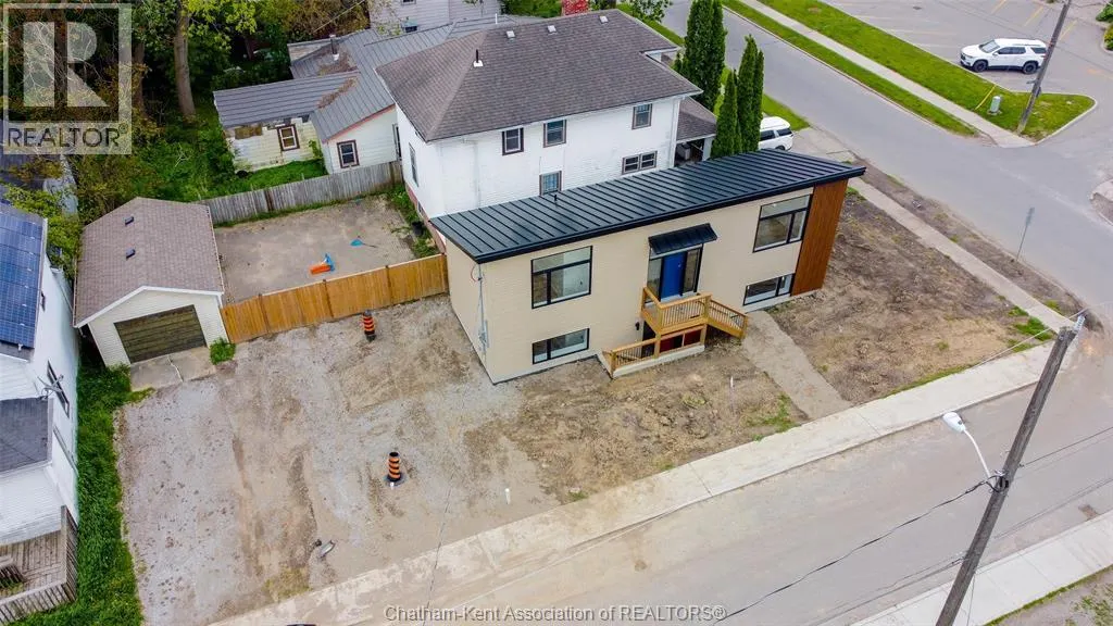 91 Adelaide STREET South