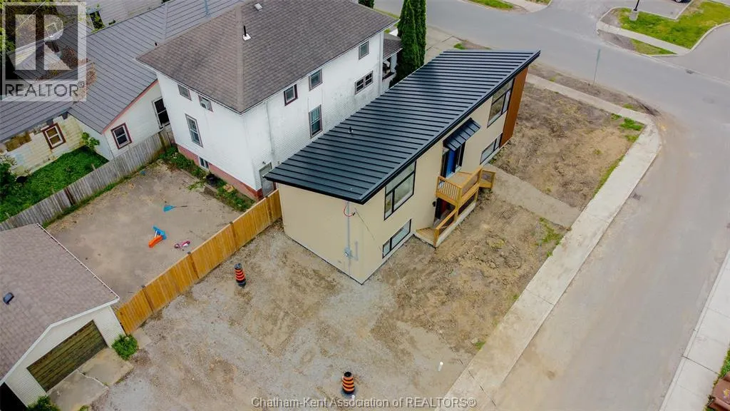 91 Adelaide STREET South