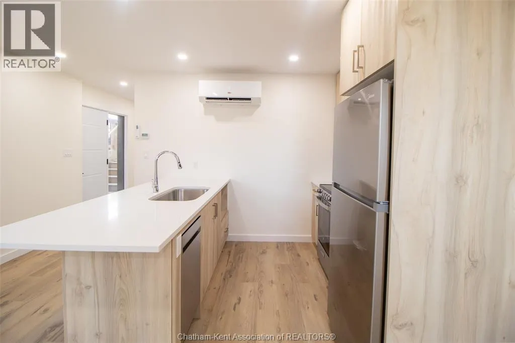 91 Adelaide STREET South