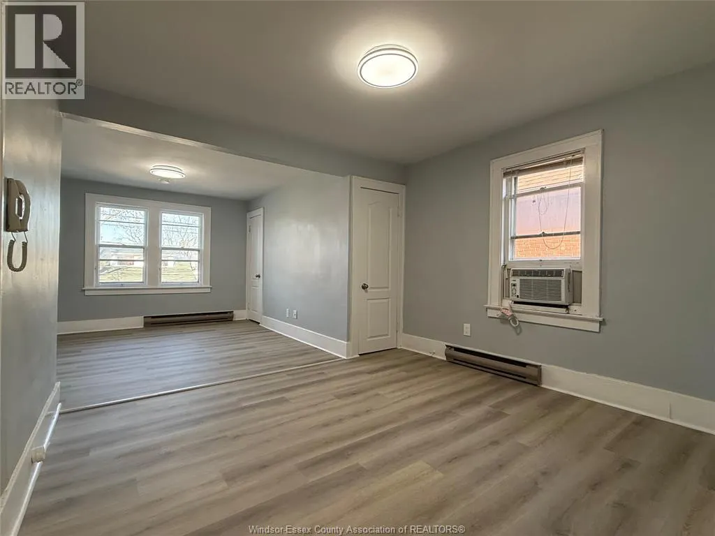 1285 DUFFERIN PLACE