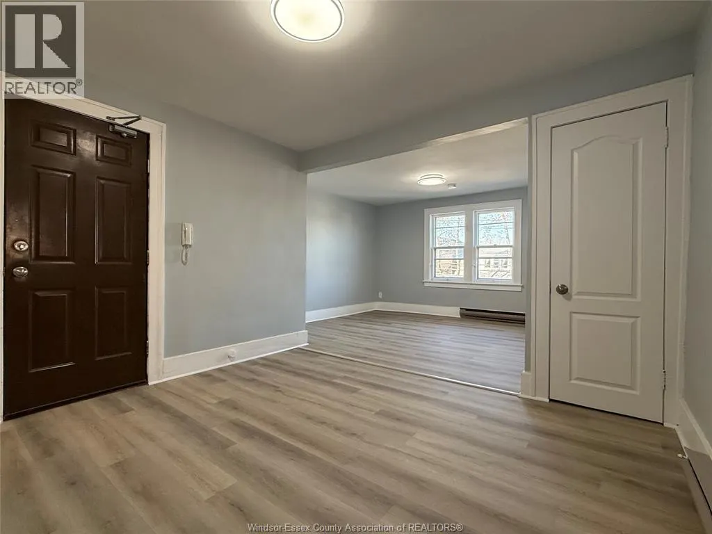 1285 DUFFERIN PLACE