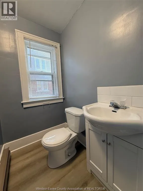1285 DUFFERIN PLACE