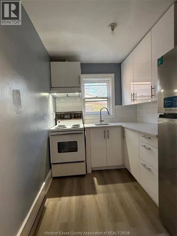 1285 DUFFERIN PLACE