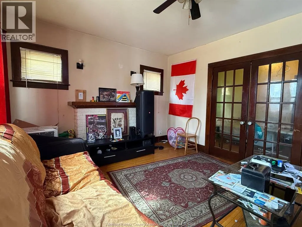1285 DUFFERIN PLACE