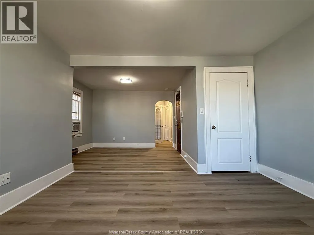 1285 DUFFERIN PLACE